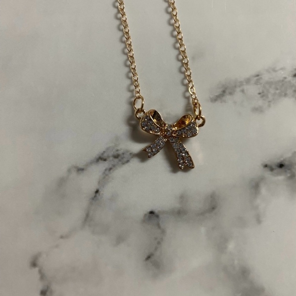 Gold Bow Pendant Necklace